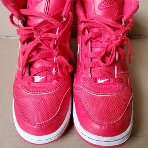 NIKE Prestige III 3 High Women's Size 9.5 Red 551649-610